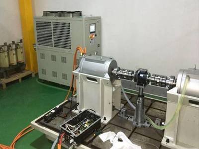 引領(lǐng)行業(yè)前沿 南京歐能機(jī)械新能源汽車高低溫一體機(jī)的卓越性能與應(yīng)用